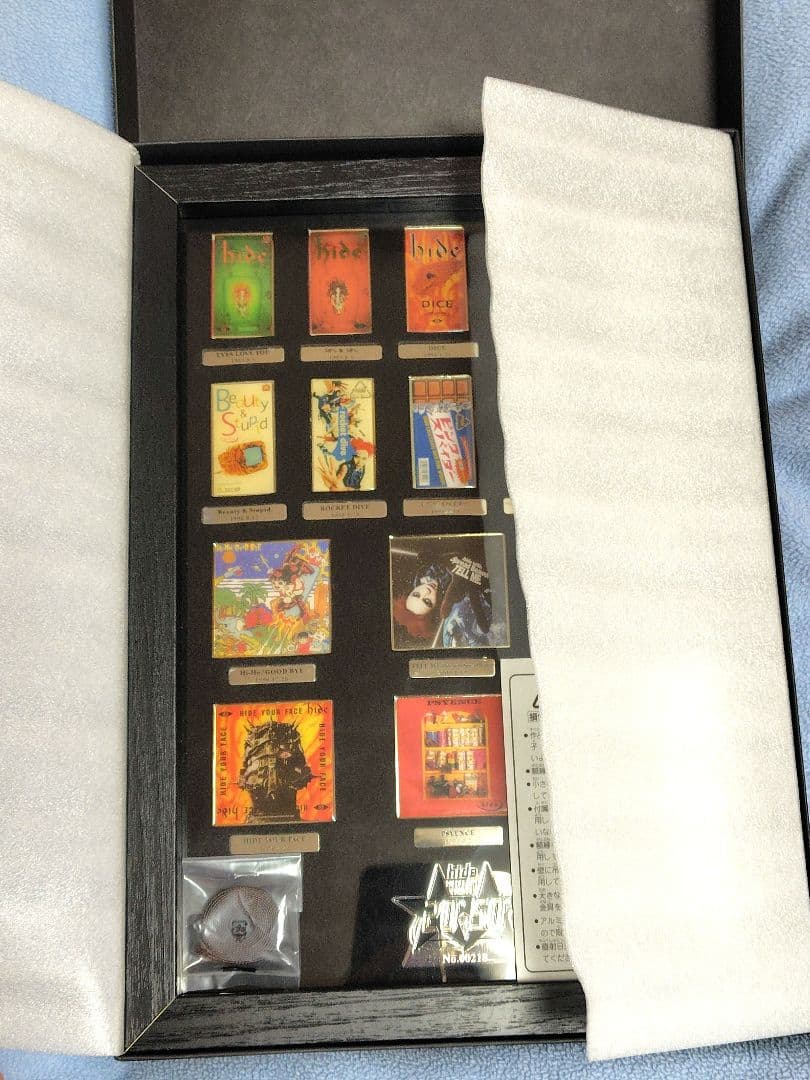 け*い様 hide 20th Anniversary Collection ピン