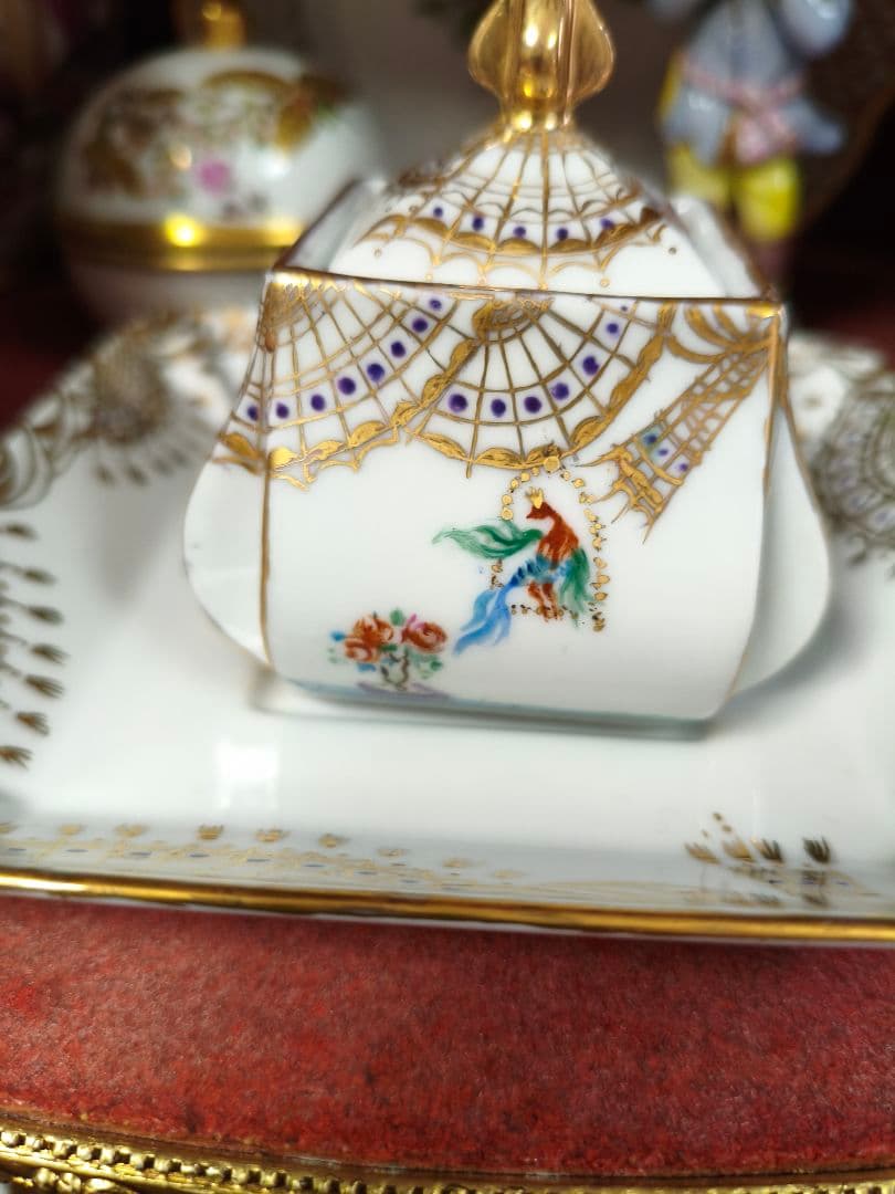 マイセンの千夜一夜模写香合