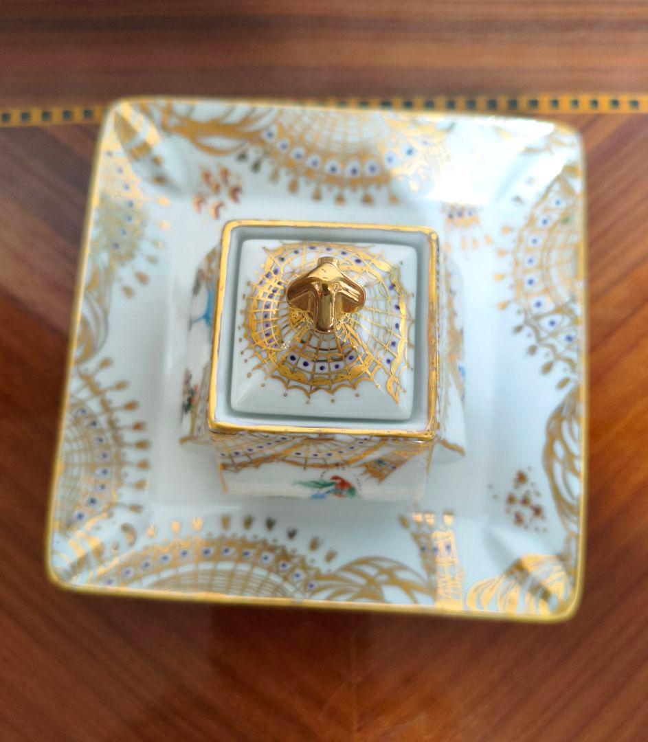 マイセンの千夜一夜模写香合