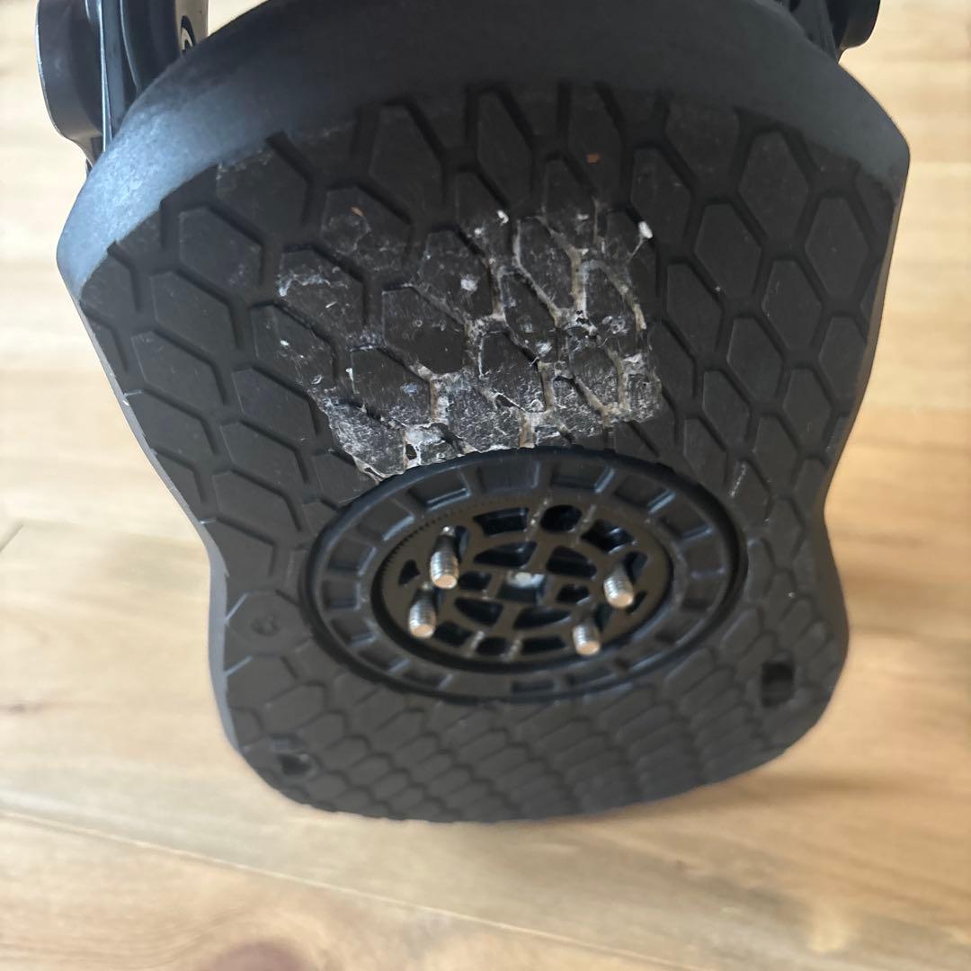 STRATA ブラック スノーボードビンディング