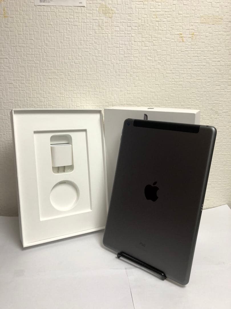 iPad（第9世代）au【SIMフリー】64GB スペースグレイNo.20