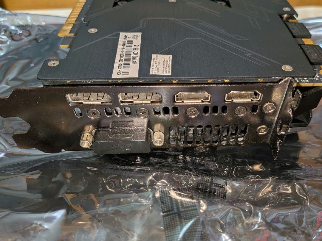 グラフィックボード・グラボ・ビデオカード ASUS NVIDIA STRIX-GTX1080TI-O11G-GAMING