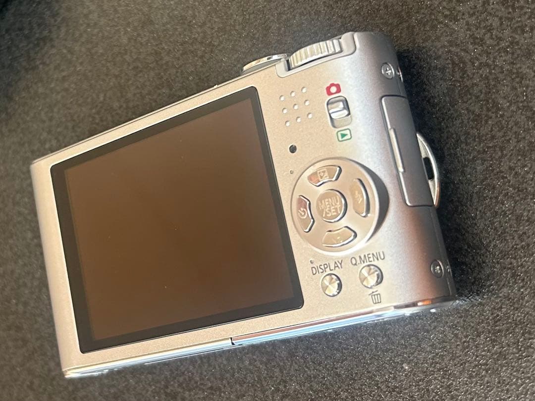 Panasonic DMC-FX60 デジタルカメラ シルバー 動作確認済み