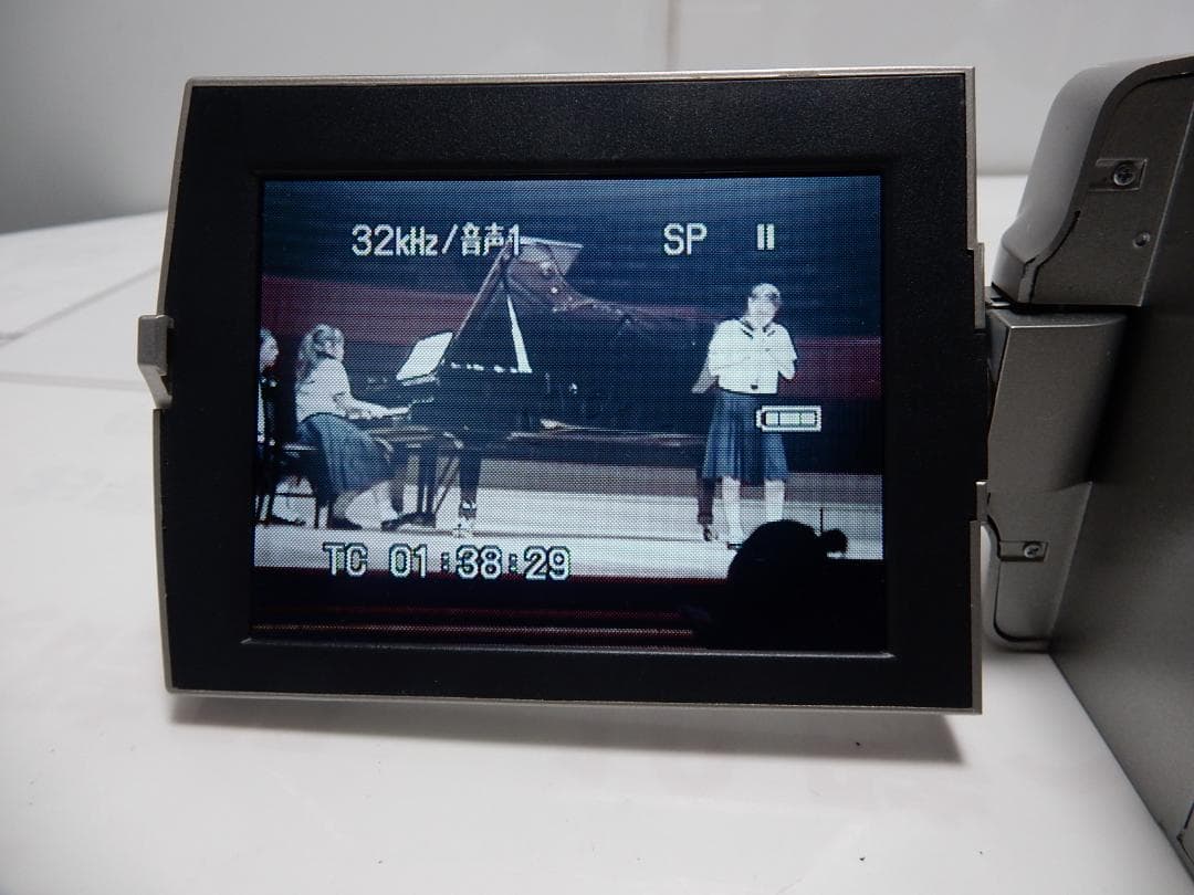 希少　大人気　動作品　ビクター Victor GR-DVL ビデオカメラ