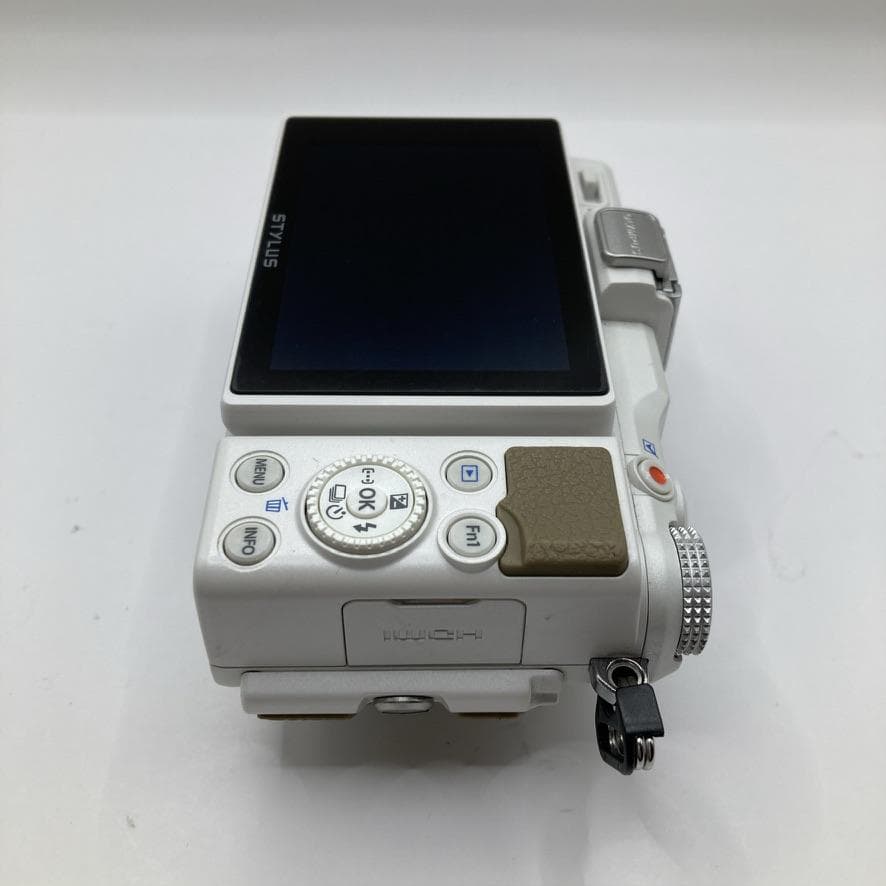 OLYMPUS XZ-2 ホワイト 自動開閉レンズキャップ 元箱 取扱説明書