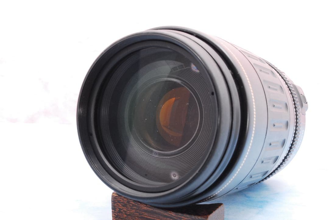 Canon EOS 70D☆手ぶれ補正標準＆超望遠☆一眼レフカメラ☆Wi-Fi