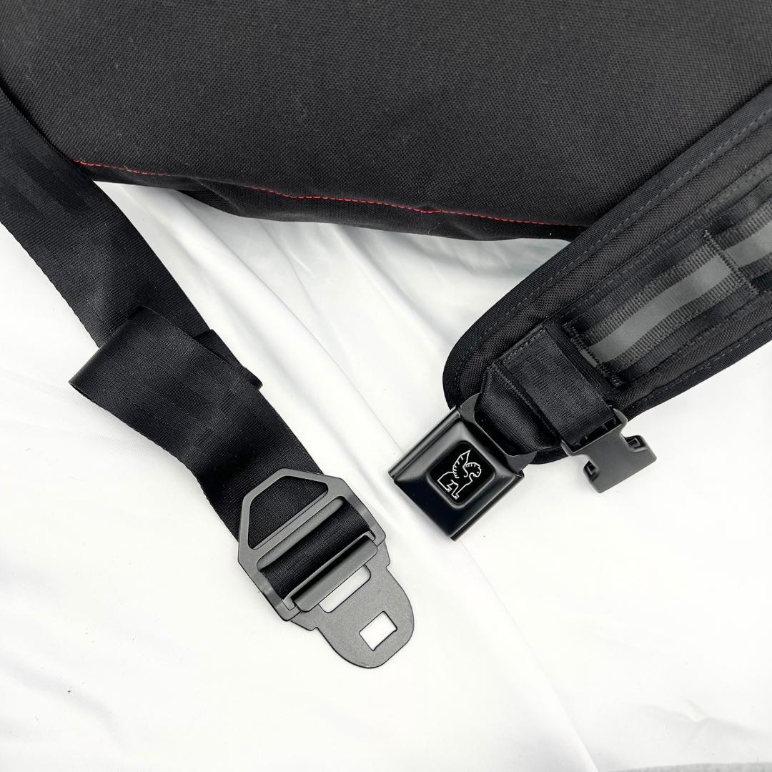 ✨極美品✨シートベルトバックル クローム メッセンジャーバッグ CTZ 防水