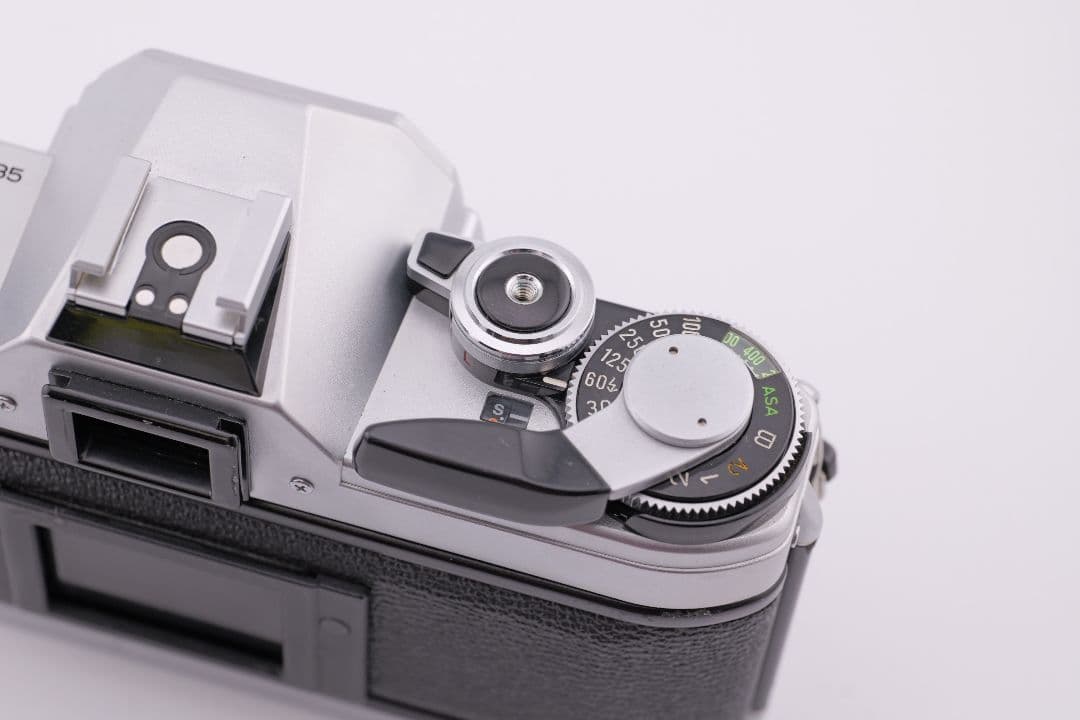 フィルムカメラ Canon AE-1 + NewFD 50mm F2