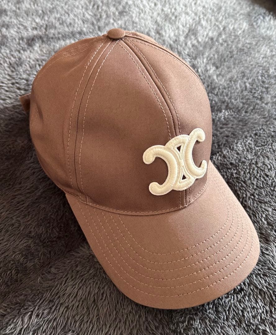 CELINE ブラウンロゴ刺繍 キャップ