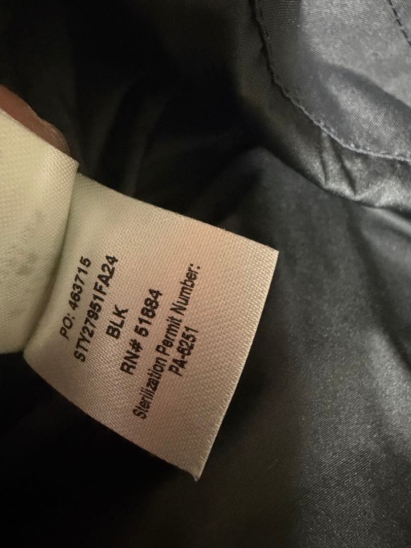 現行モデル‼️ パタゴニア　ジャクソングレイシャー　　ブラック　即完品