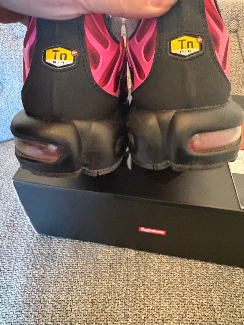 靴 Supreme Nike Air Max Plus Hyper Grape 28