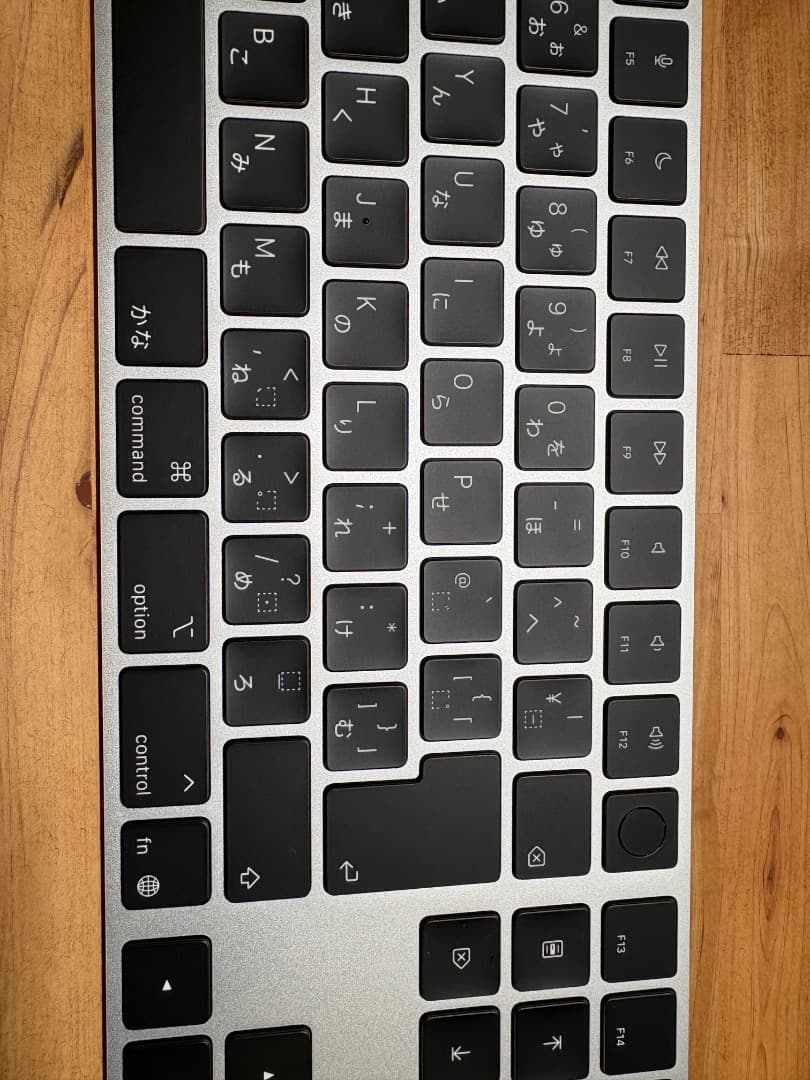 MagicKeyboard テンキ USB–C JIS ブラック TouchID