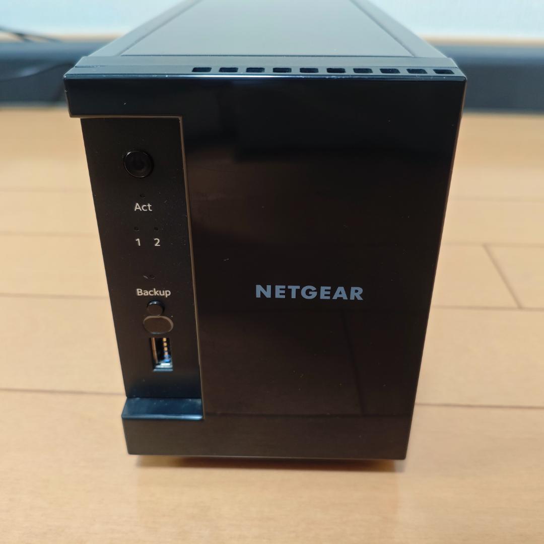 NETGEAR ReadyNAS RN212 8TB付属（4TB × 2）