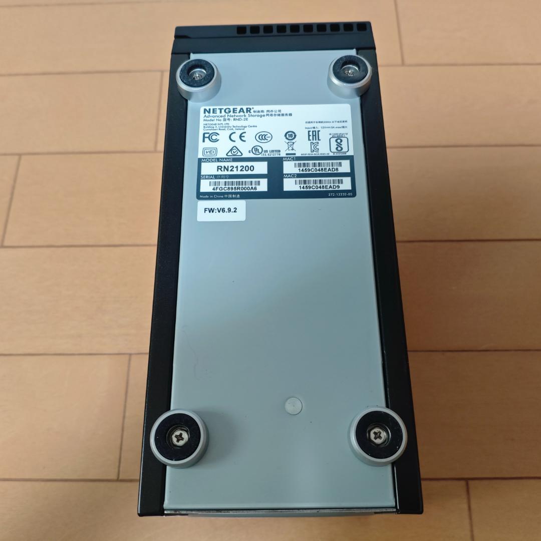 NETGEAR ReadyNAS RN212 8TB付属（4TB × 2）