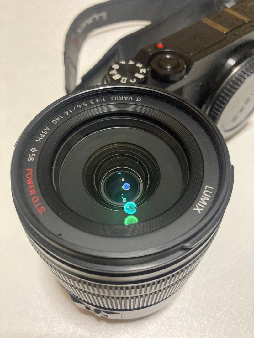 美品　Panasonic LUMIX ミラーレス一眼 14-140mmレンズ付き