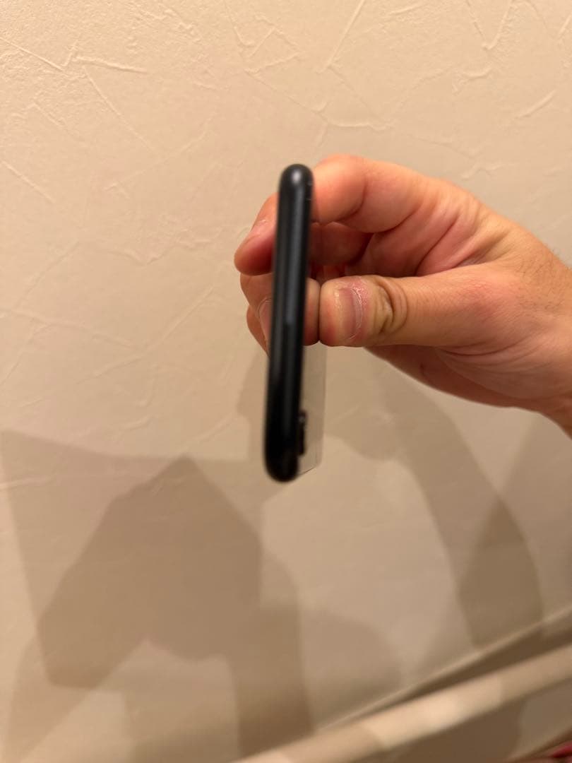 新品・未使用　iPhone SE 第3世代 SIMフリー