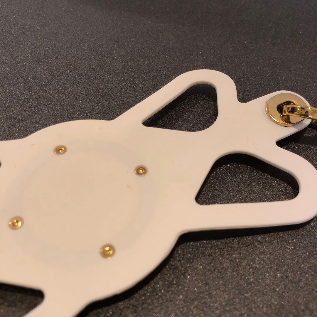 ルイヴィトン　LVサークル ネックストラップ付き スマートフォンホルダー