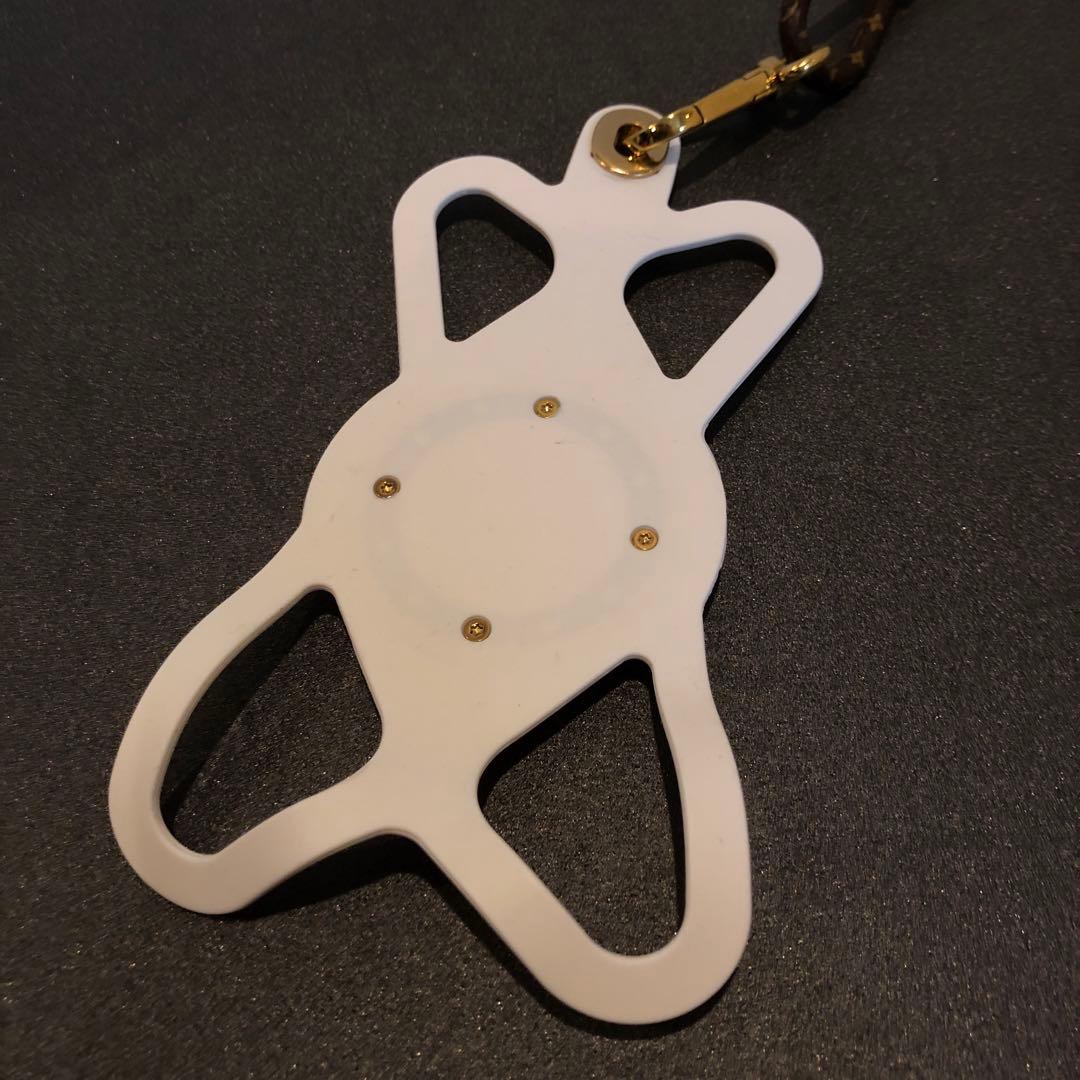 ルイヴィトン　LVサークル ネックストラップ付き スマートフォンホルダー