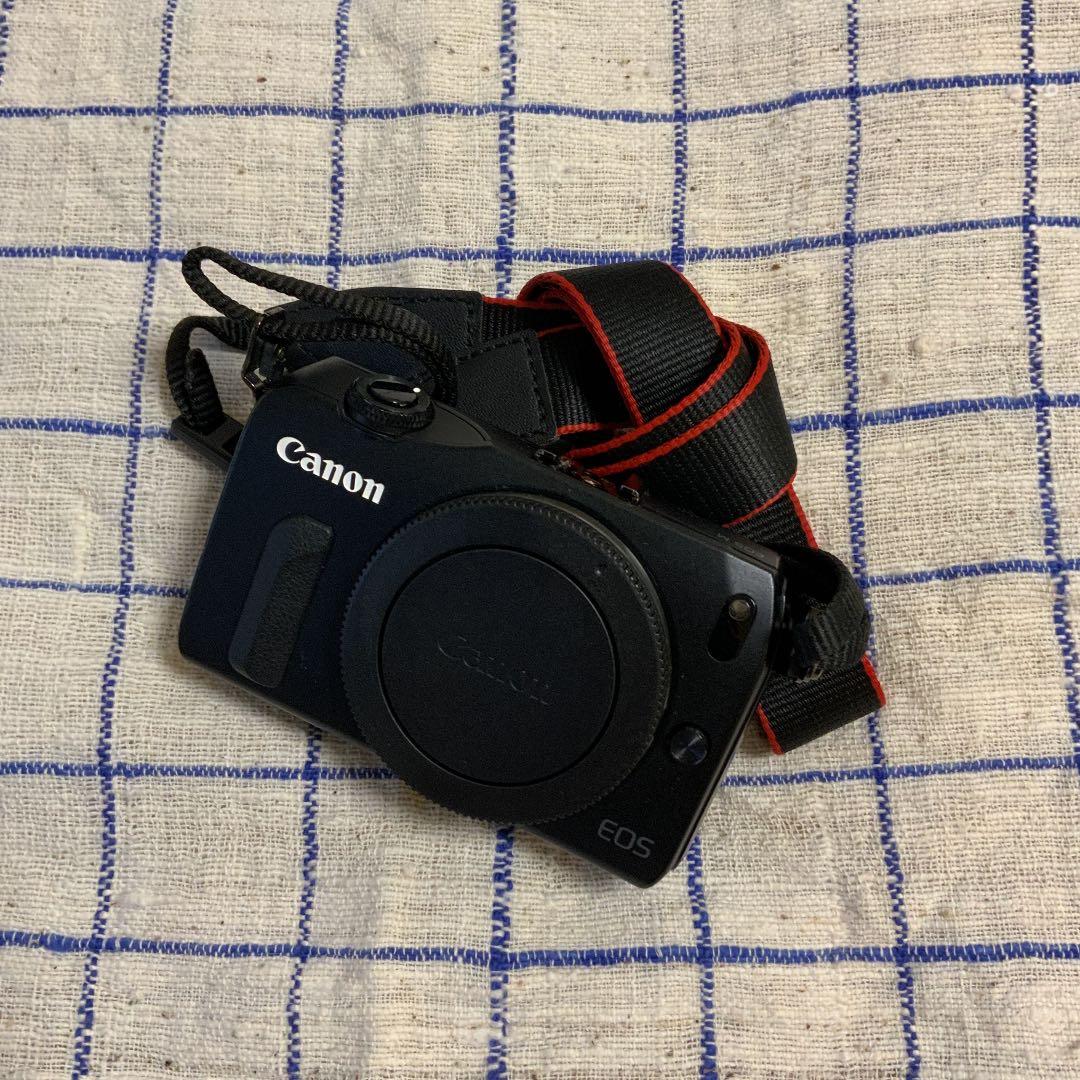 【Canon EOS M ミラーレス一眼】 本体＋レンズ2本付き