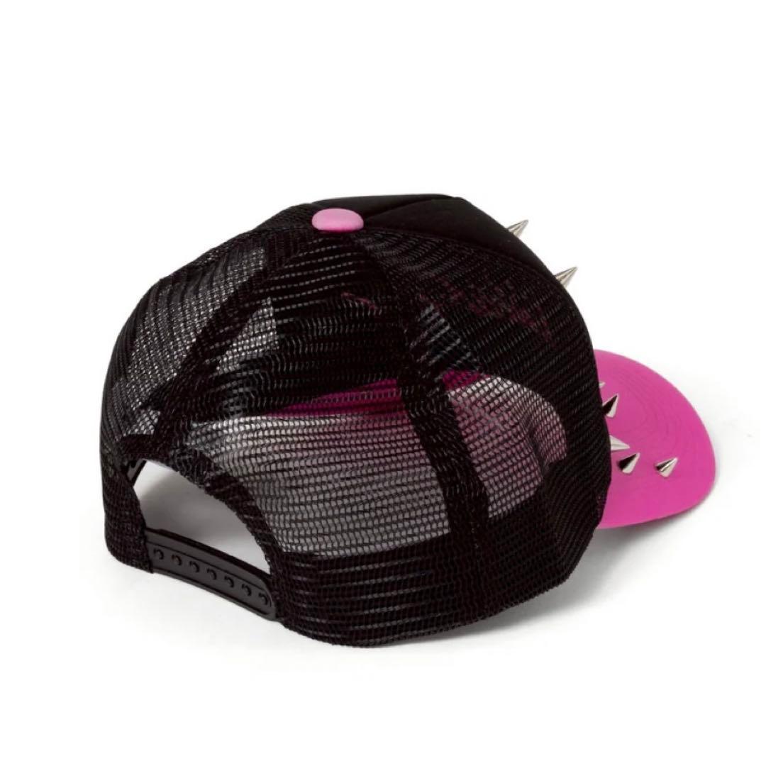 9090 girl × HELLO KITTY Studded Mesh Cap