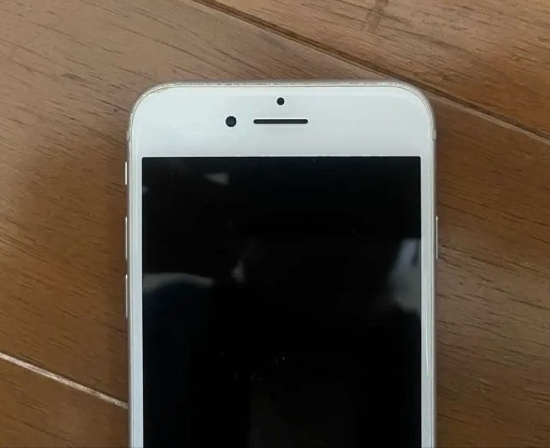 iPhone ホワイト 画面ひびあり