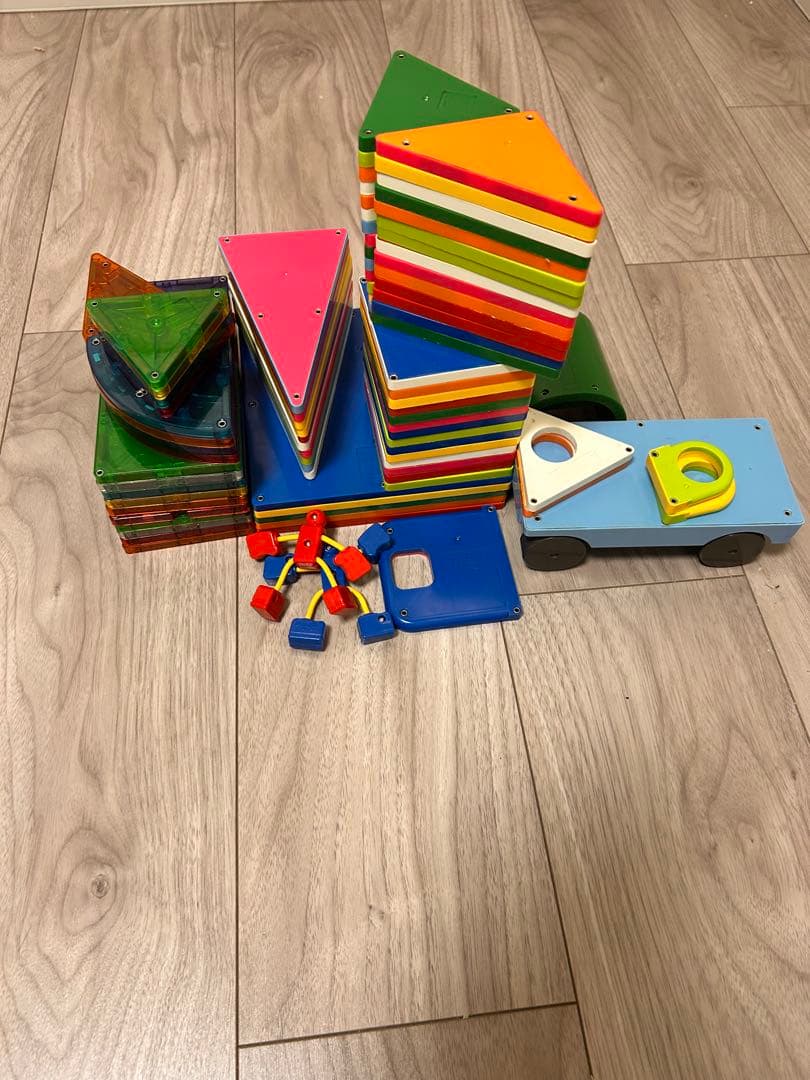 週末限定値下げ！ピタゴラス　96パーツまとめ売り　透明パーツ多数