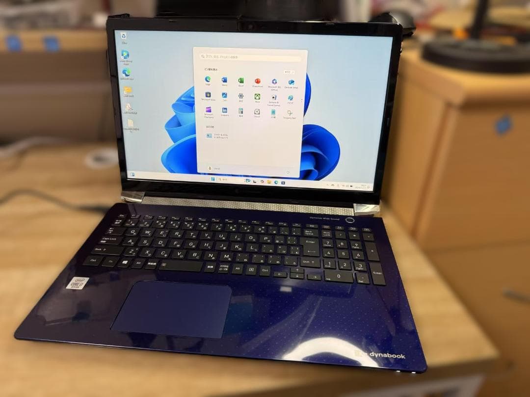 超美品 Dynabook 第十世代 i7 SSD+HDD　Office付き