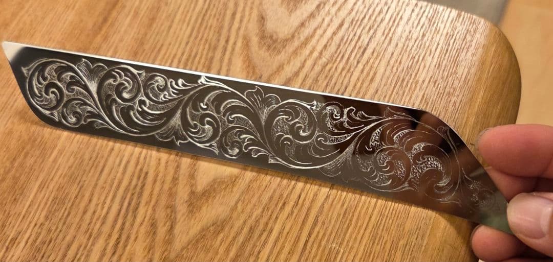 17スーパーグレート等ドアガーニッシュ無用ドアプロテクター 唐草模様　削込み加工