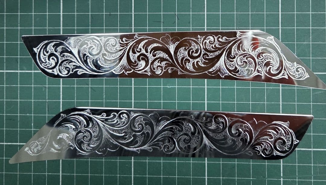 17スーパーグレート等ドアガーニッシュ無用ドアプロテクター 唐草模様　削込み加工