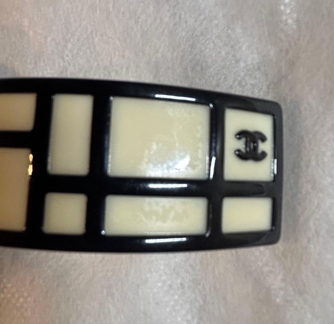 CHANELシャネル　バレッタ