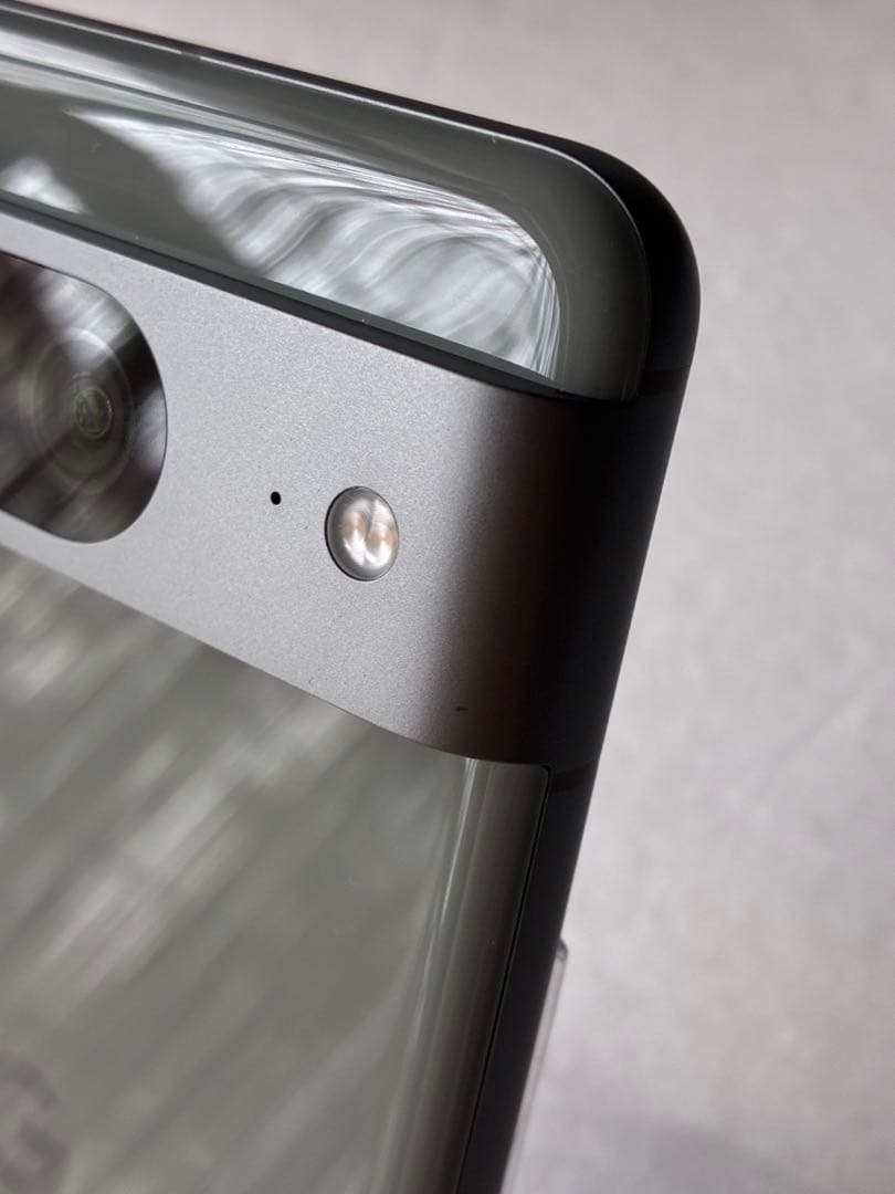 Google pixel8 128GB ヘーゼル ケース付き 充電回数10回