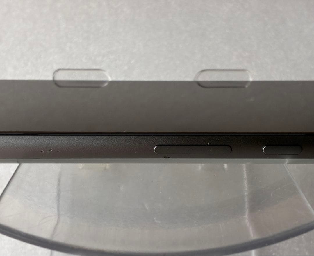 Google pixel8 128GB ヘーゼル ケース付き 充電回数10回