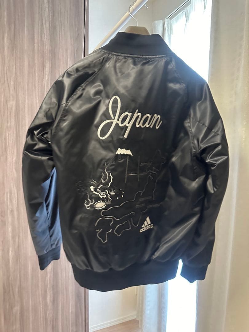 【adidas アディダス】スカジャン オールブラックスコラボ　限定品