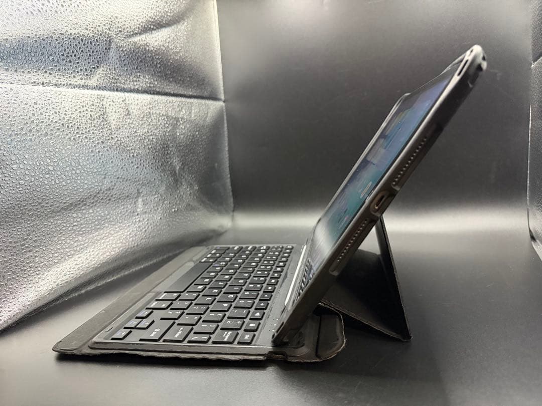 256GBSIMフリーipad第9世代お絵かきハードキーボードペンシルiOS26