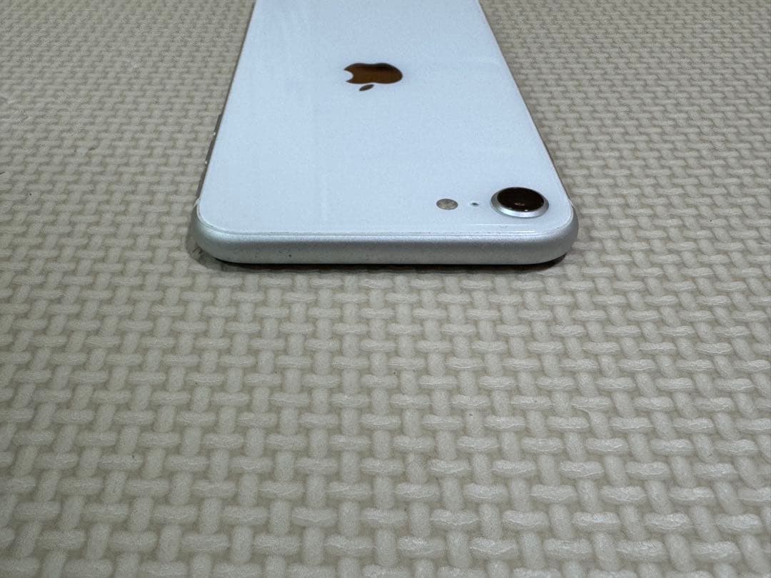 iPhoneSE 第二世代 128GB SIMフリー ジャンク