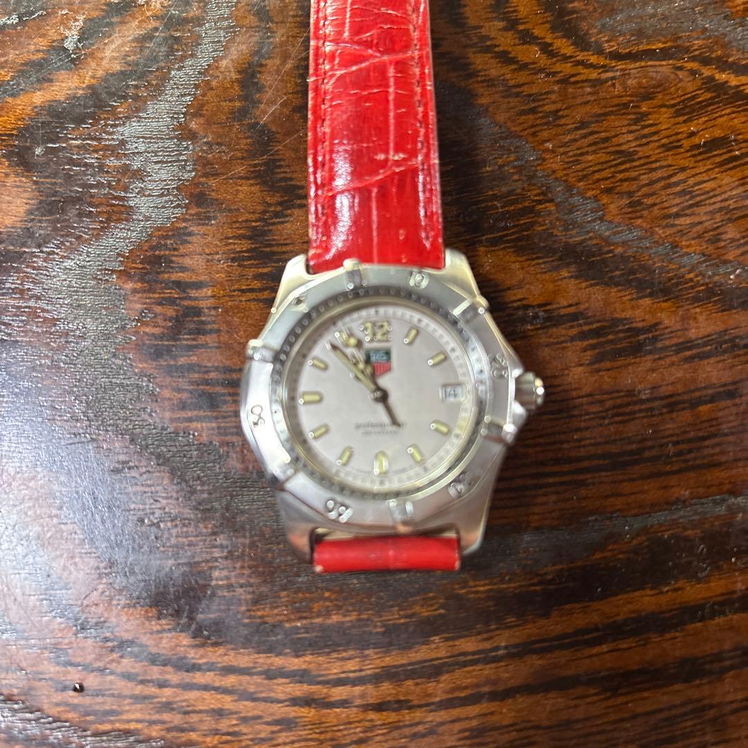 TAG Heuer 腕時計 シルバー/レッド