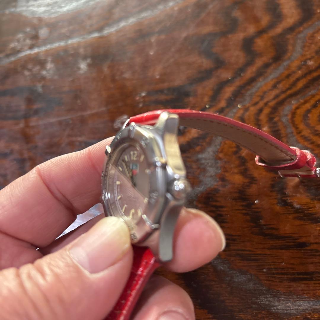 TAG Heuer 腕時計 シルバー/レッド