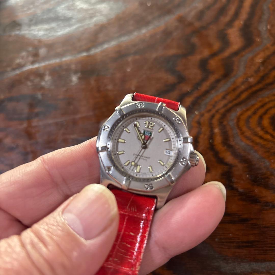 TAG Heuer 腕時計 シルバー/レッド