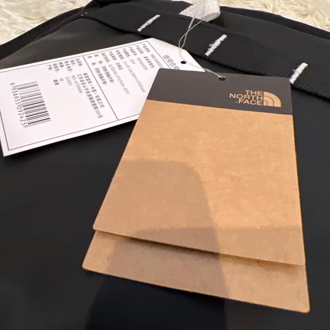 THE NORTH FACE ザノースフェイス ショルダーバッグ A4対応軽量