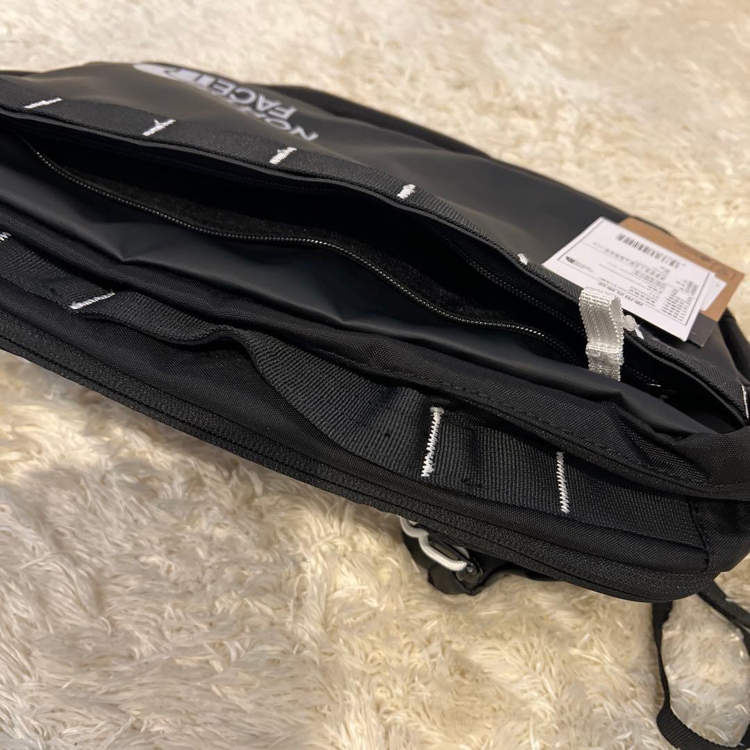 THE NORTH FACE ザノースフェイス ショルダーバッグ A4対応軽量
