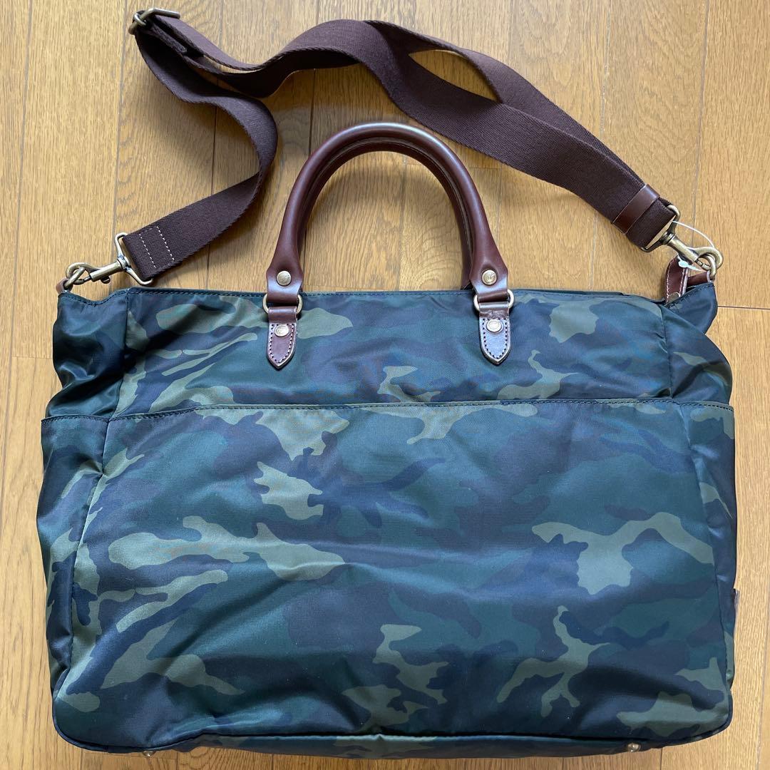 【新品未使用】Folna迷彩柄ショルダーバッグ