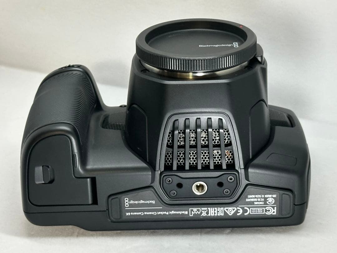 Blackmagic Pocket Cinema Camera 6KEFマウント