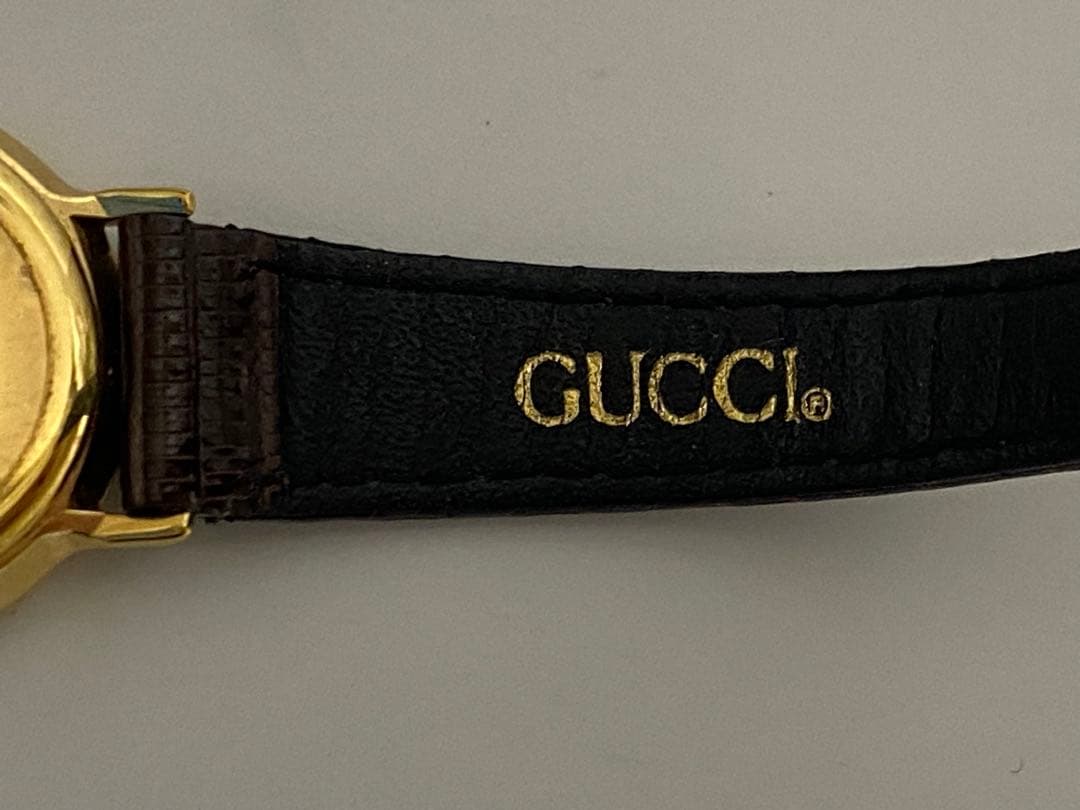 電池交換済み　GUCCI　グッチ　3000L　クオーツ　レディース時計
