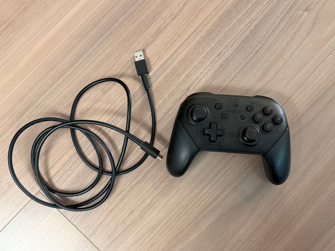 Nintendo Switch 本体 ブラック 付属品　プロコン付き