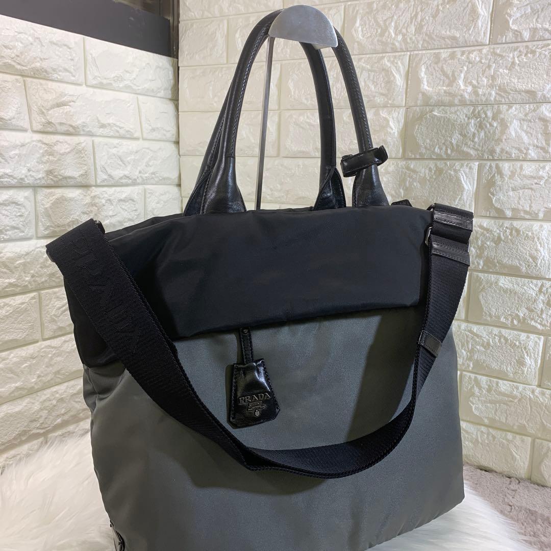 PRADAプラダトートバッグテスートナッパ ナイロン　グレー×黒2WAY