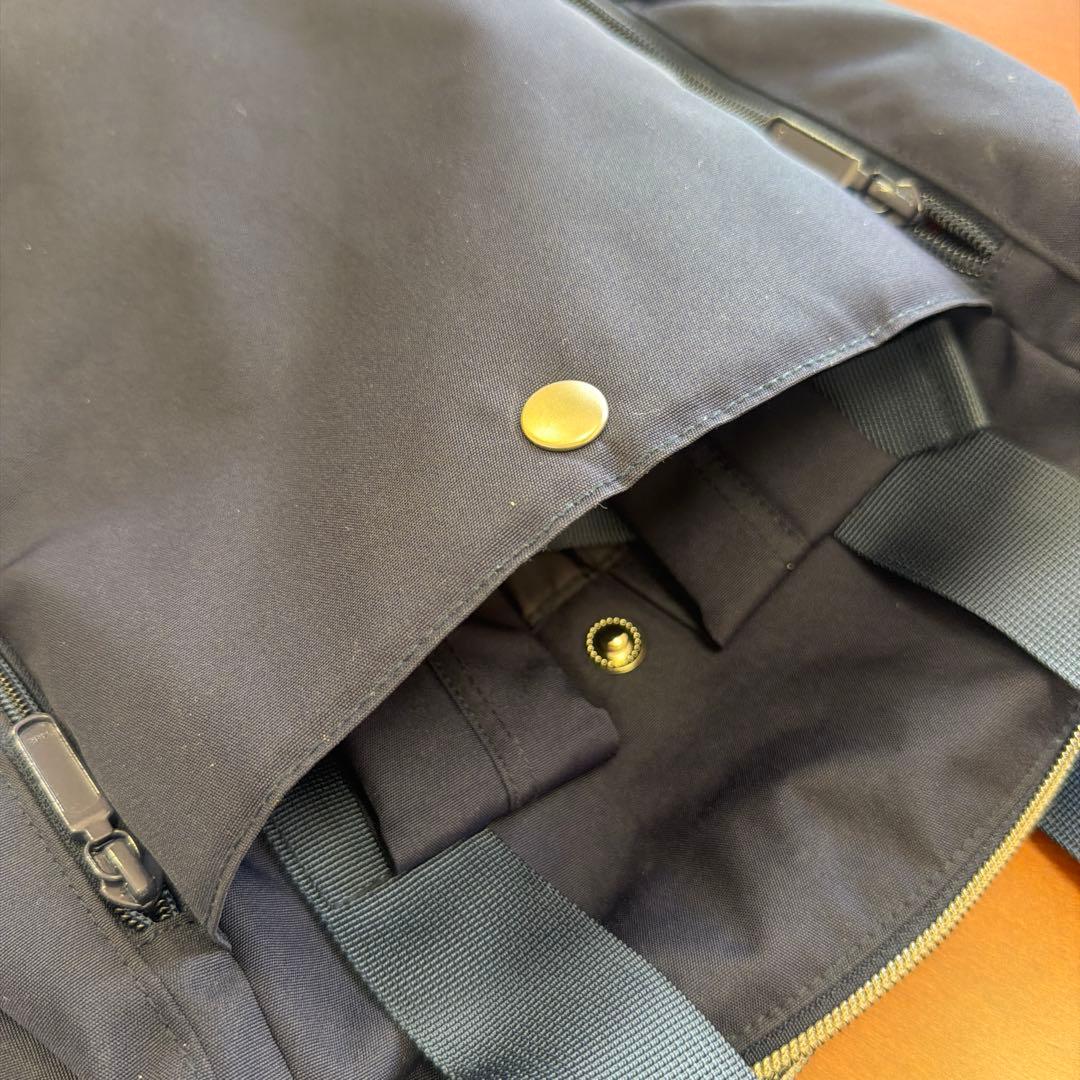 【美品】ファミリア　マザーズバッグ リュック　ポーチ　ネイビー 　2way