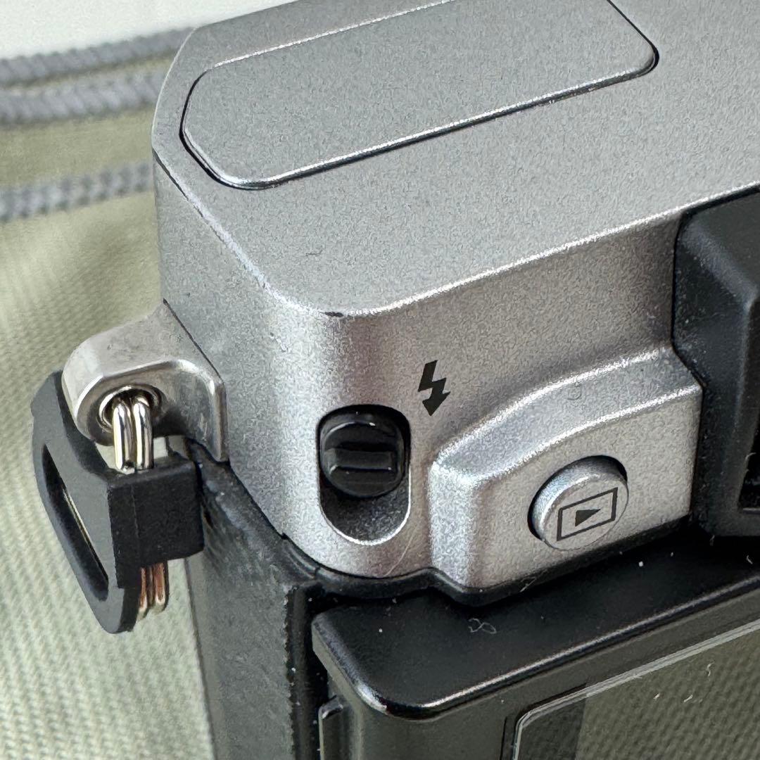 FUJIFILM X30 高級コンパクトデジタルカメラ　オマケ付