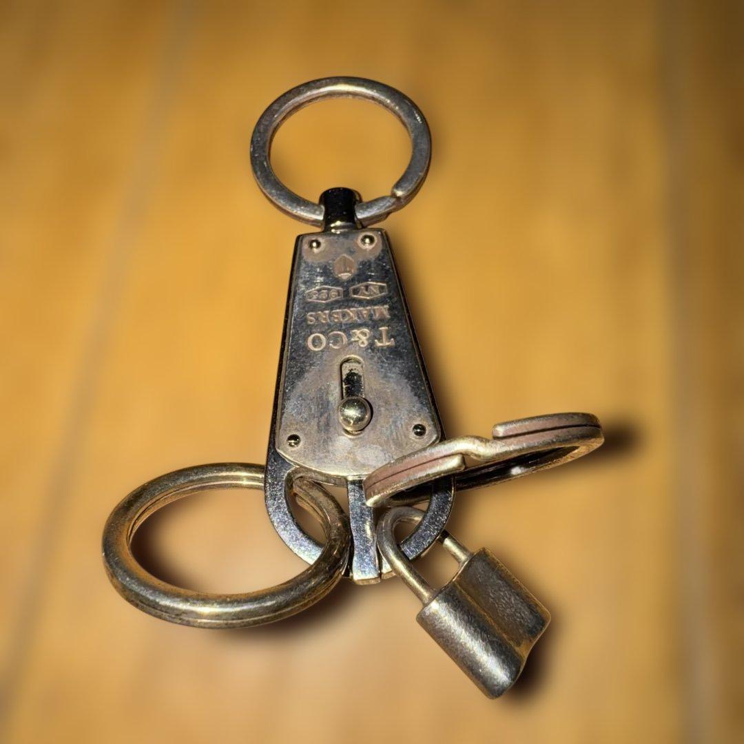 ティファニー　東京　原宿店　銀座店限定です