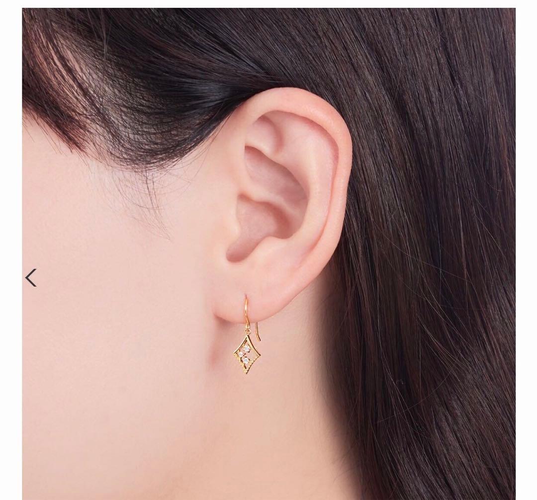 ジュエリーツツミ　ダイヤモンドピアス