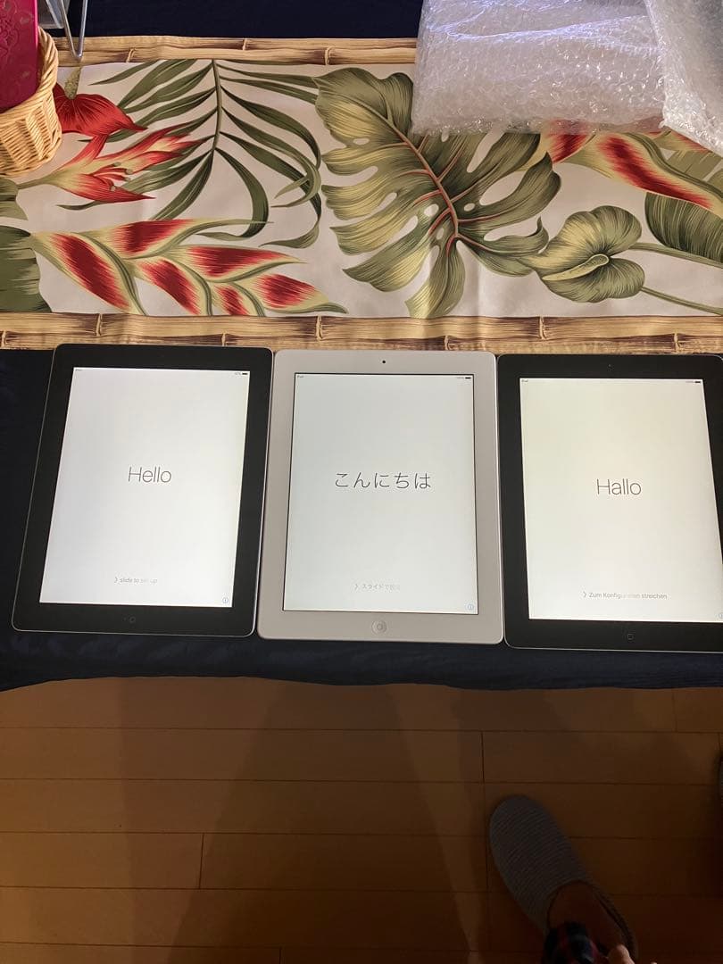 iPad (第2世代) スペースグレー 9.7インチ 本体３台まとめて